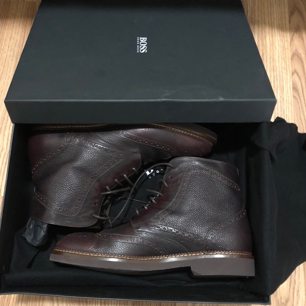 Hugo Boss Boots - Picture 2 of 5